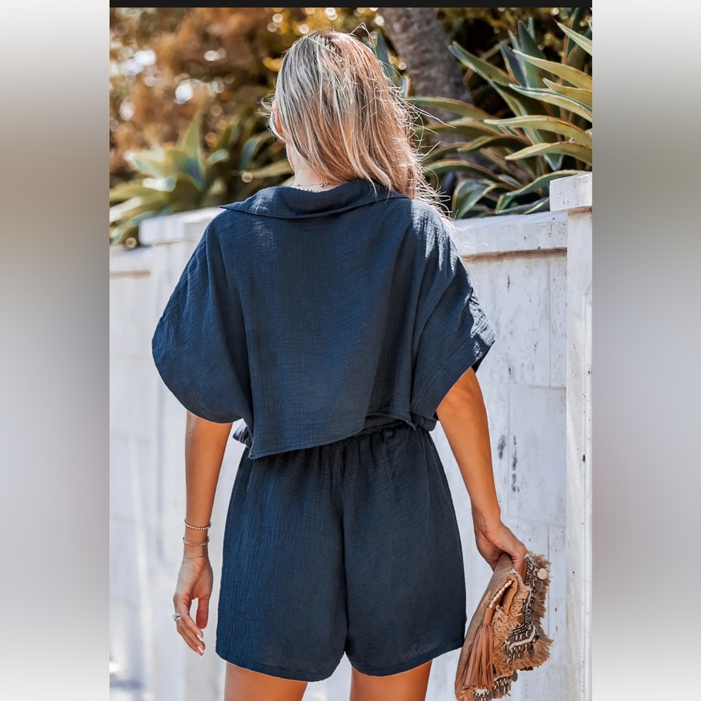 Cupshe Crinkle Woven Backless Drawstring Romper Size Small NWT - Picture 3 of 9